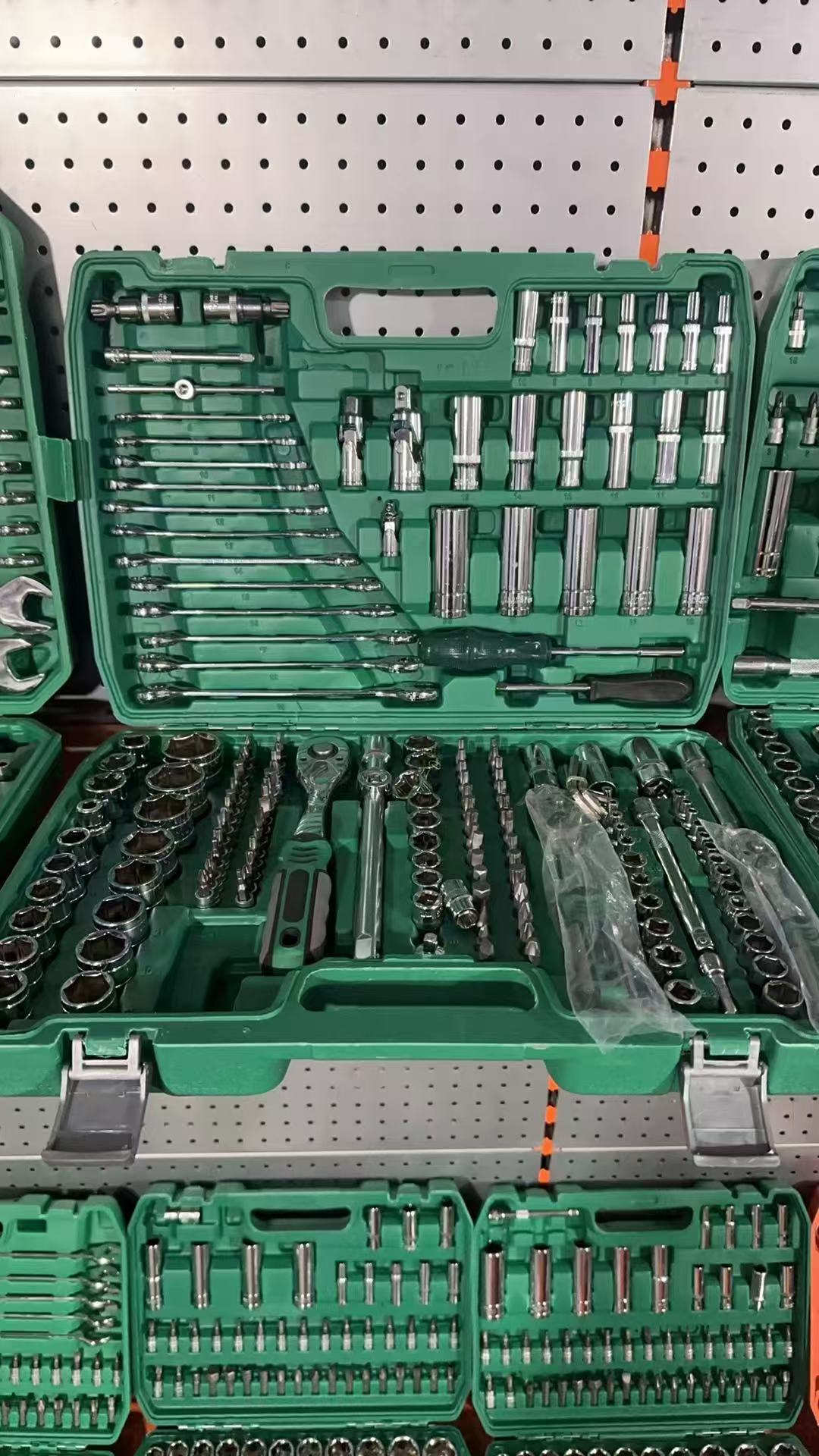 216-Piece DIY Auto Repair Tool - Gardening Tools Hand recension och pris